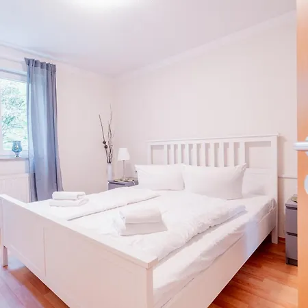 Park - #11-12 - Mit Ambiente Am Park Apartament Lipsk