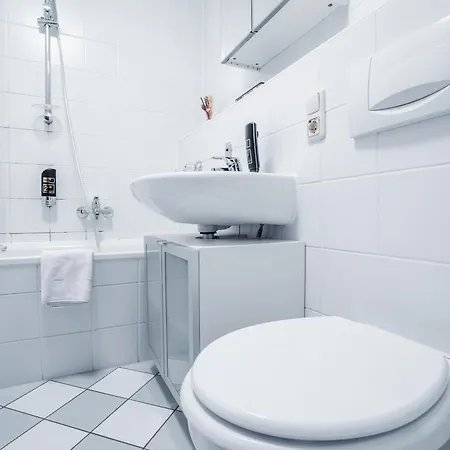 Park - #11-12 - Mit Ambiente Am Park דירה