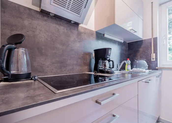 Park - #11-12 - Mit Ambiente Am Park * لبسيا