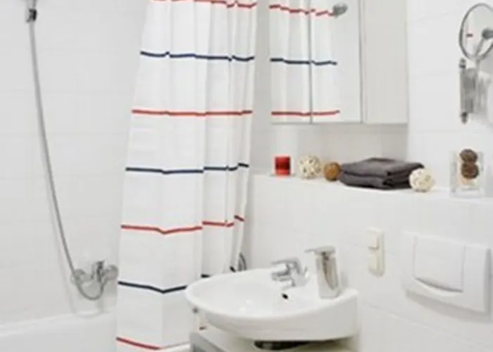 Park - #11-12 - Mit Ambiente Am Park * لبسيا